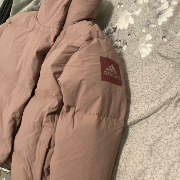 Adidas winter jacket in pink brand new medium - Picture 2 of 5